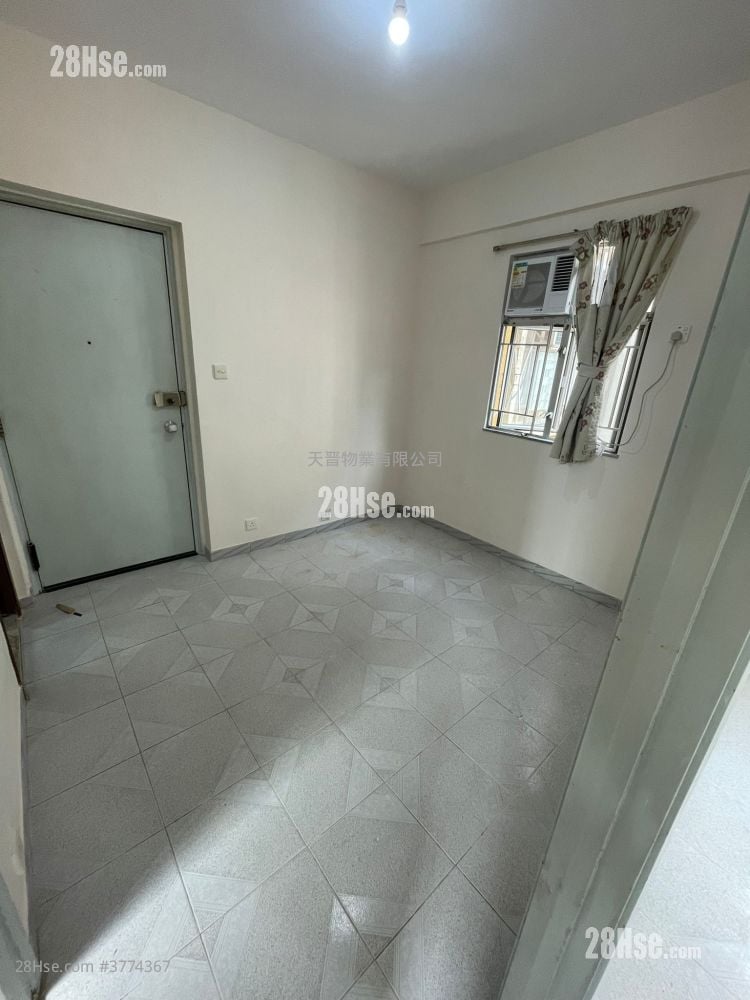 Fortuna Building Sell 2 Bedrooms , 1 Bathroom 258 ft²