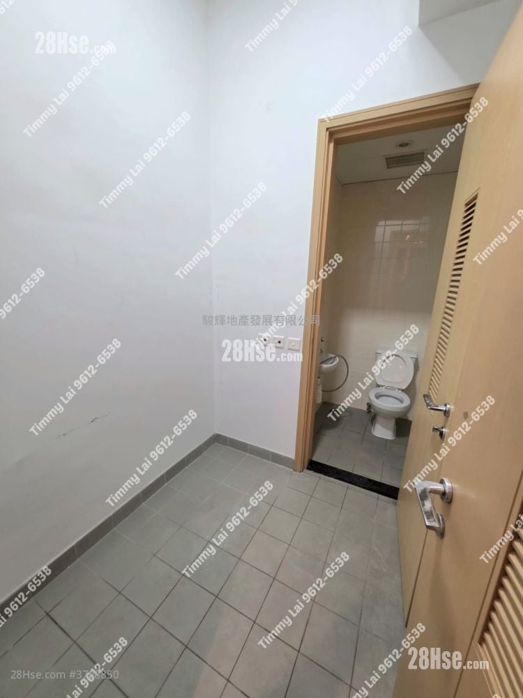 工人房: 名铸 租盘 2 房 , 2 浴室 1,133 平方尺