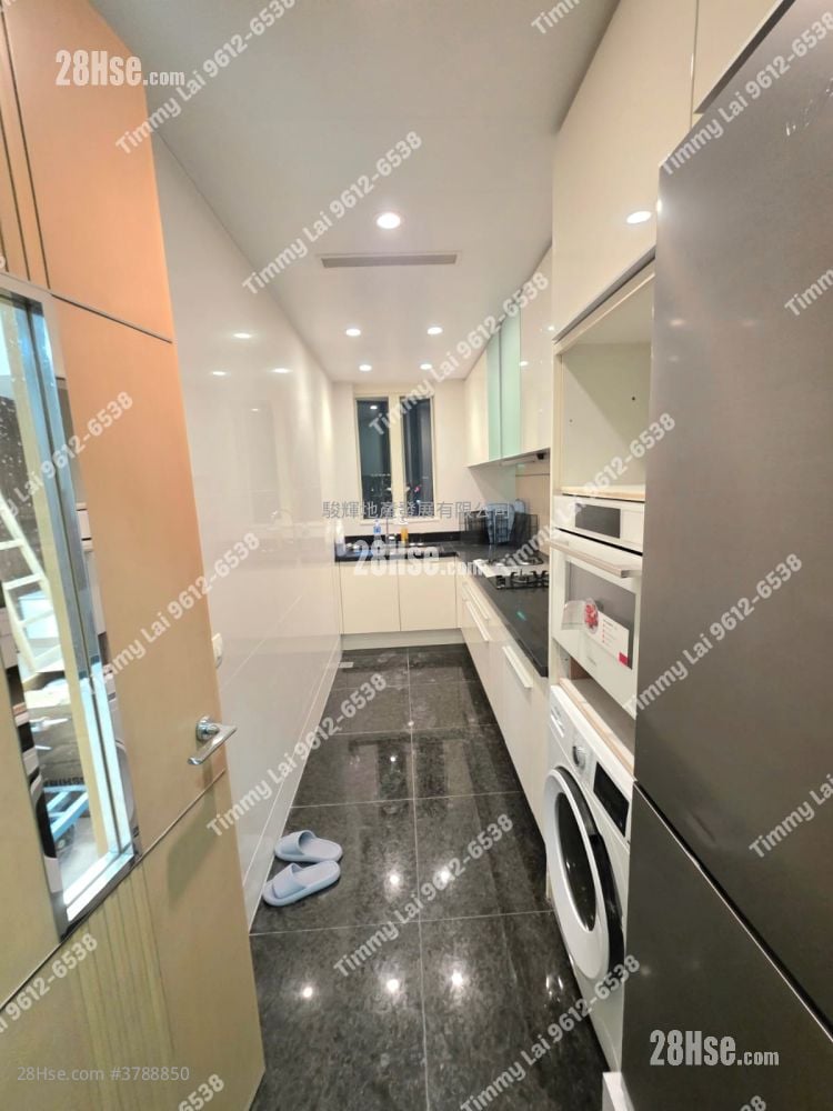 厨房: 名铸 租盘 2 房 , 2 浴室 1,133 平方尺