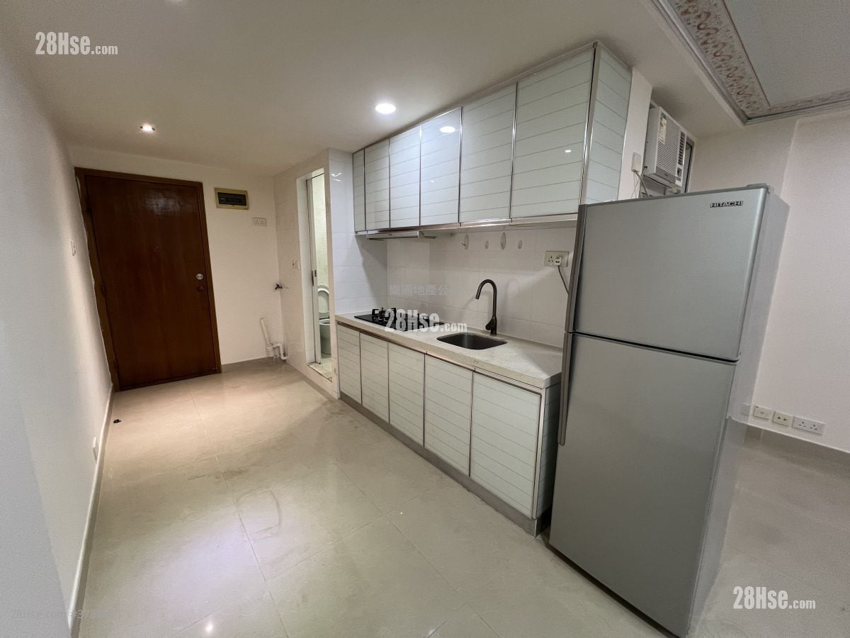 Man Hee Mansion Rental 2 Bedrooms , 1 Bathroom 394 ft²