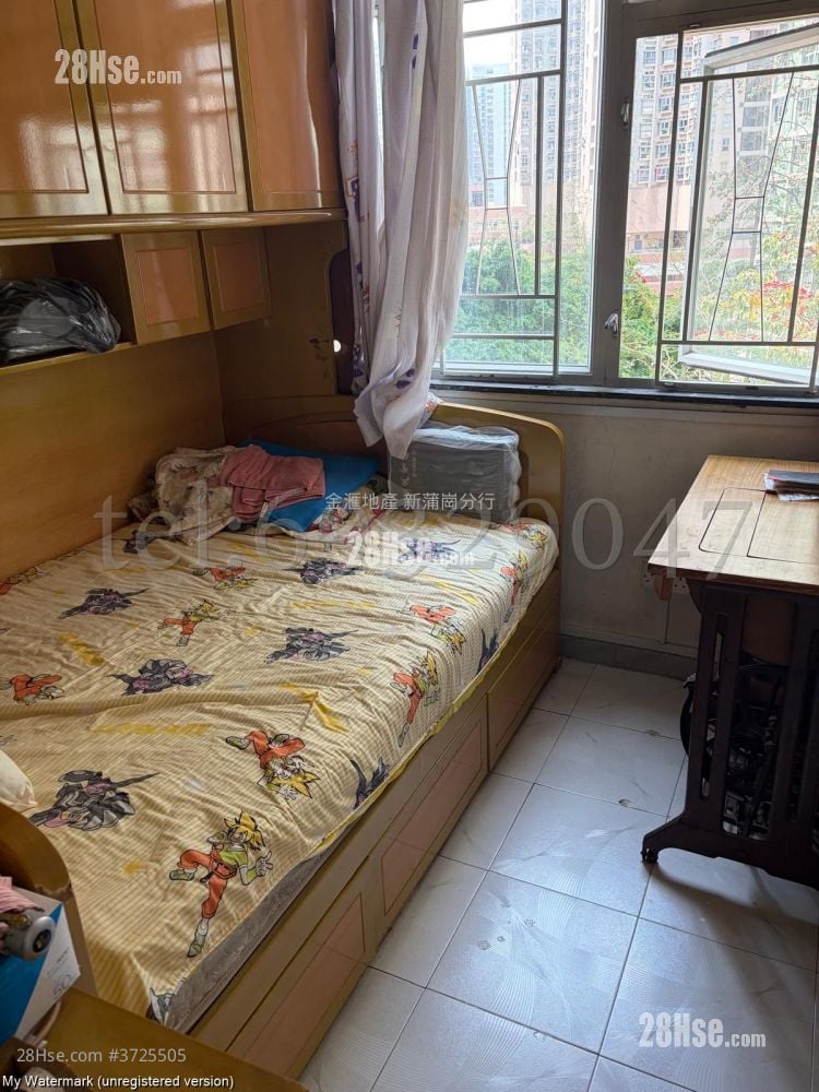 Lower Wong Tai Sin Estate Sell 2 Bedrooms , 1 Bathroom 385 ft²