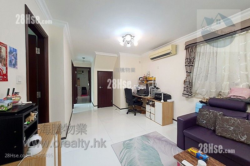 村屋 售盘 3 房 , 2 浴室 700 平方尺