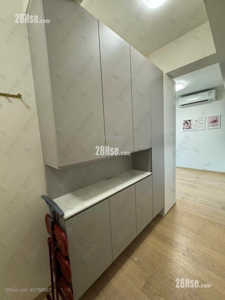 朗城滙 售盘 3 房 736 平方尺