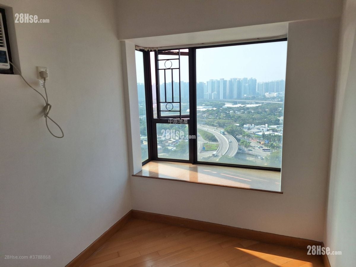 Villa By The Park Sell 2 Bedrooms , 1 Bathroom 398 ft²