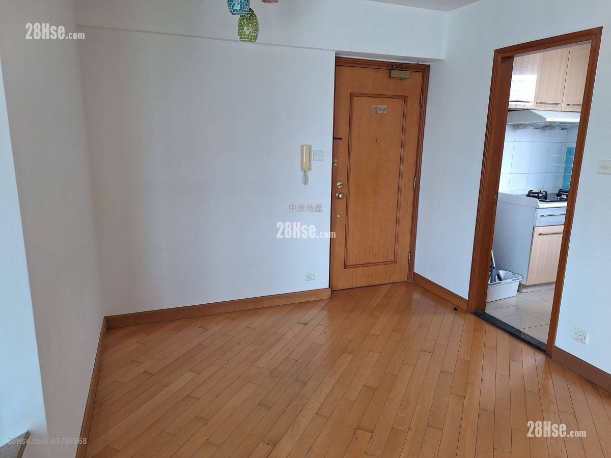 Villa By The Park Sell 2 Bedrooms , 1 Bathroom 398 ft²