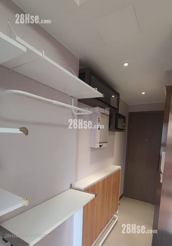 AVA228 租盘 开放式间隔 , 1 浴室 151 平方尺