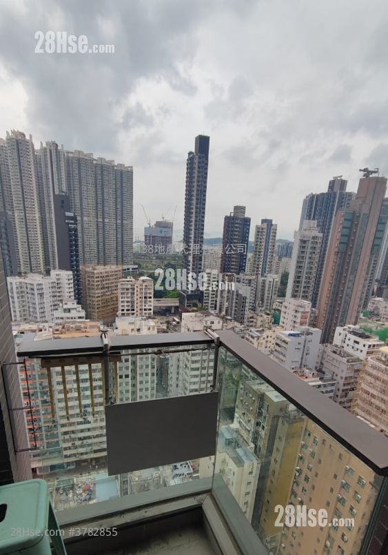 AVA228 租盘 开放式间隔 , 1 浴室 151 平方尺