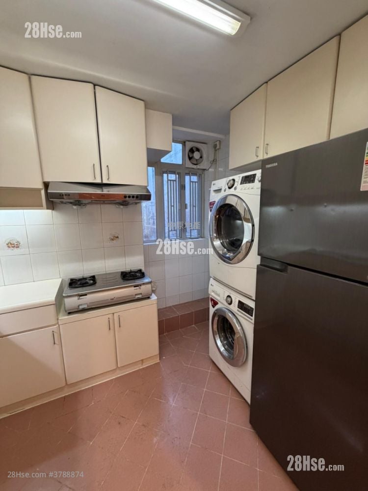 太古城 售盘 3 房 , 2 浴室 1,184 平方尺