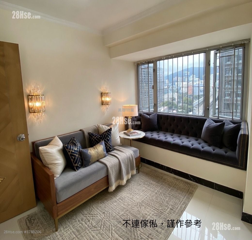 Hilton Plaza Sell 1 Bedroom , 1 Bathroom 274 ft²