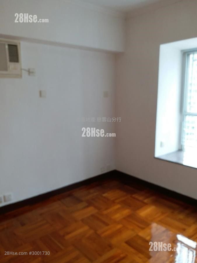 Yue Xiu Plaza Rental 3 Bedrooms , 1 Bathroom 566 ft²