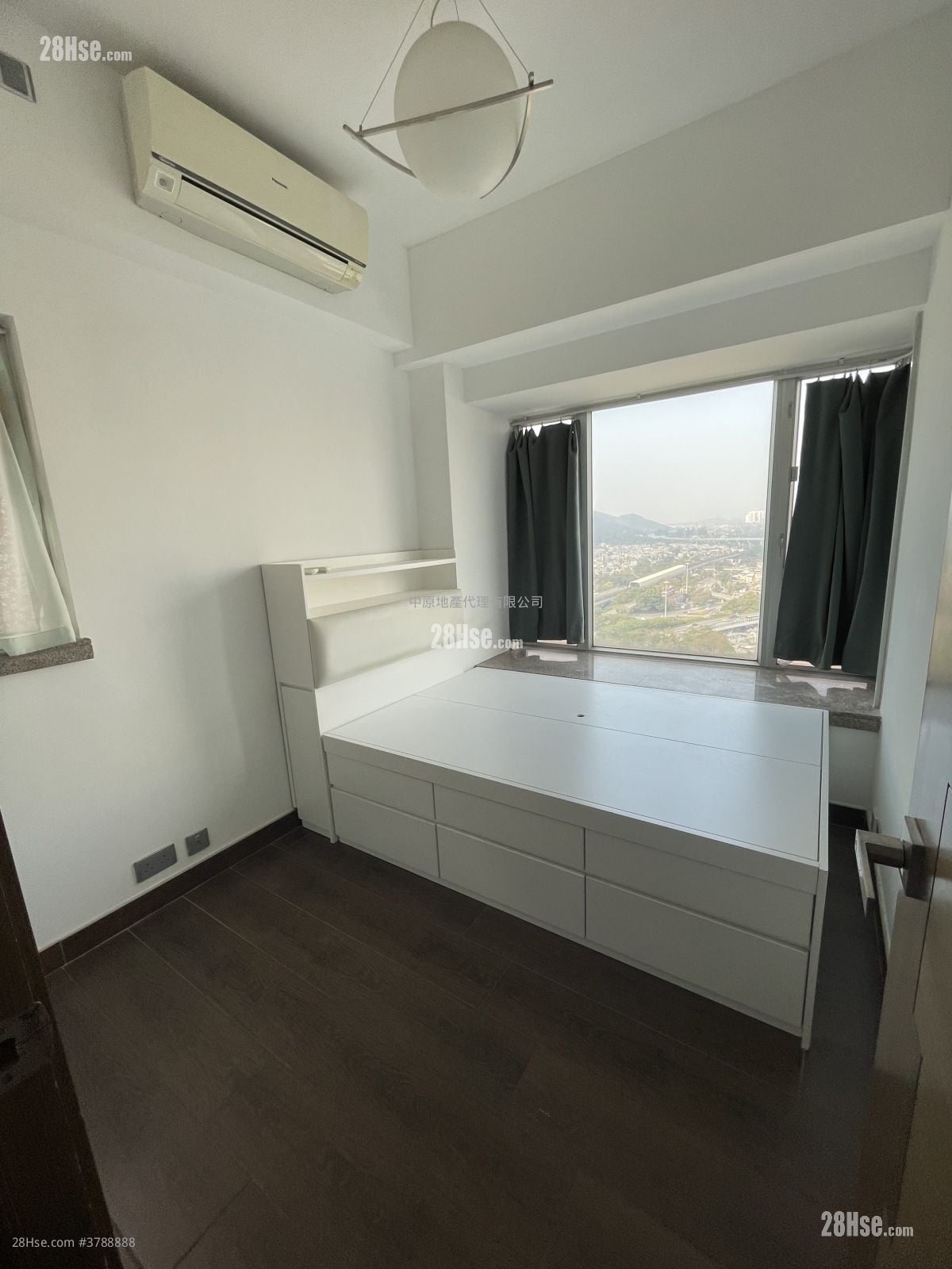 Parkland Villas Sell 2 Bedrooms 376 ft²