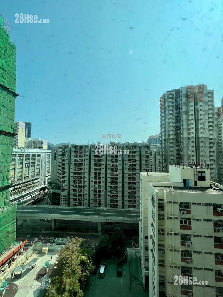 La Lumiere Sell 2 Bedrooms , 1 Bathroom 430 ft²