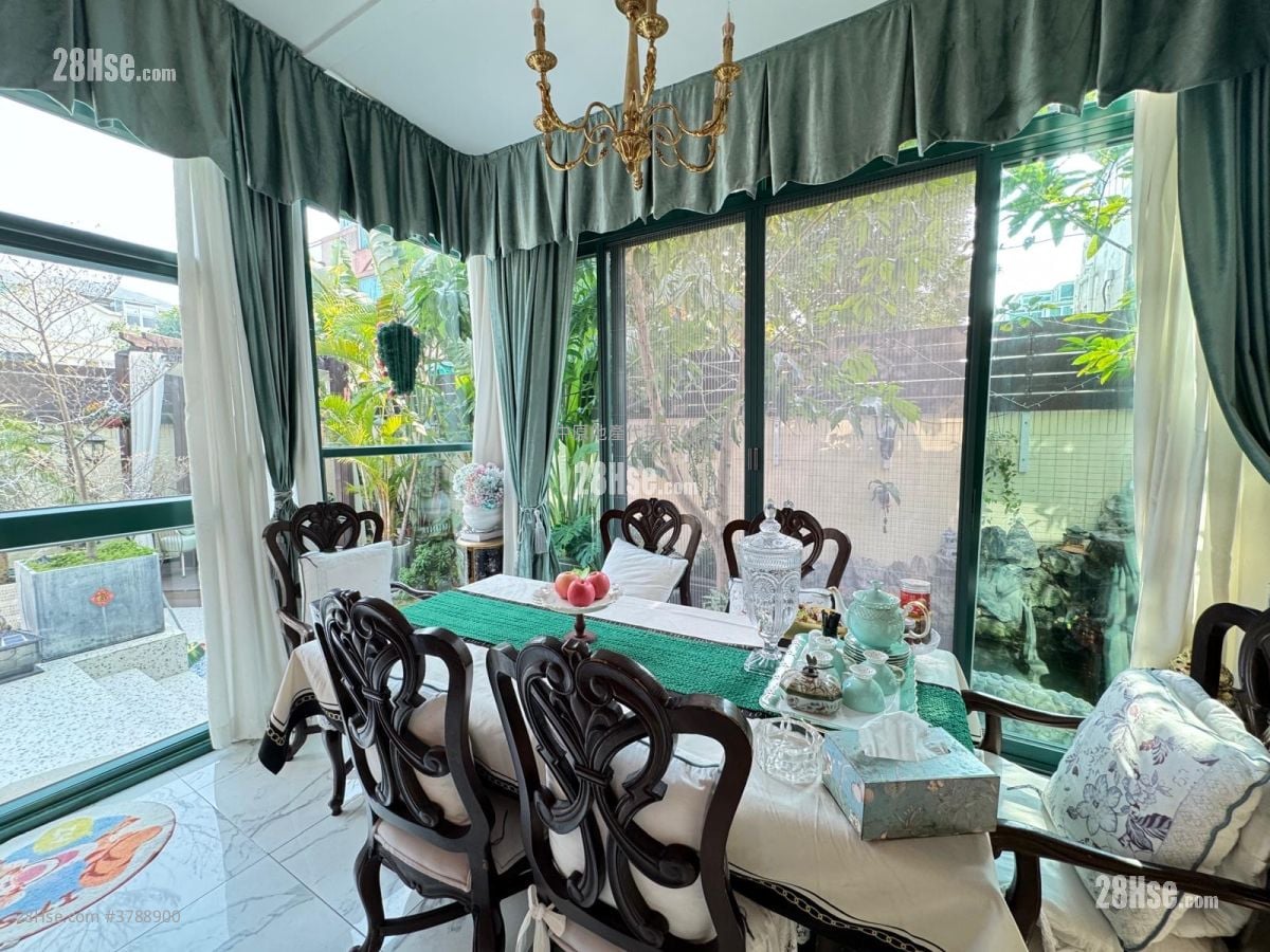 Royal Camellia Sell 3 Bedrooms 1,343 ft²