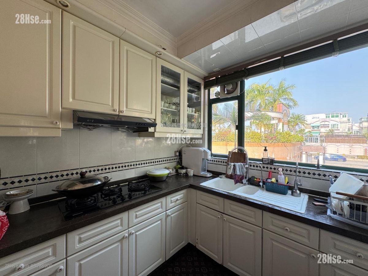 Royal Camellia Sell 3 Bedrooms 1,343 ft²