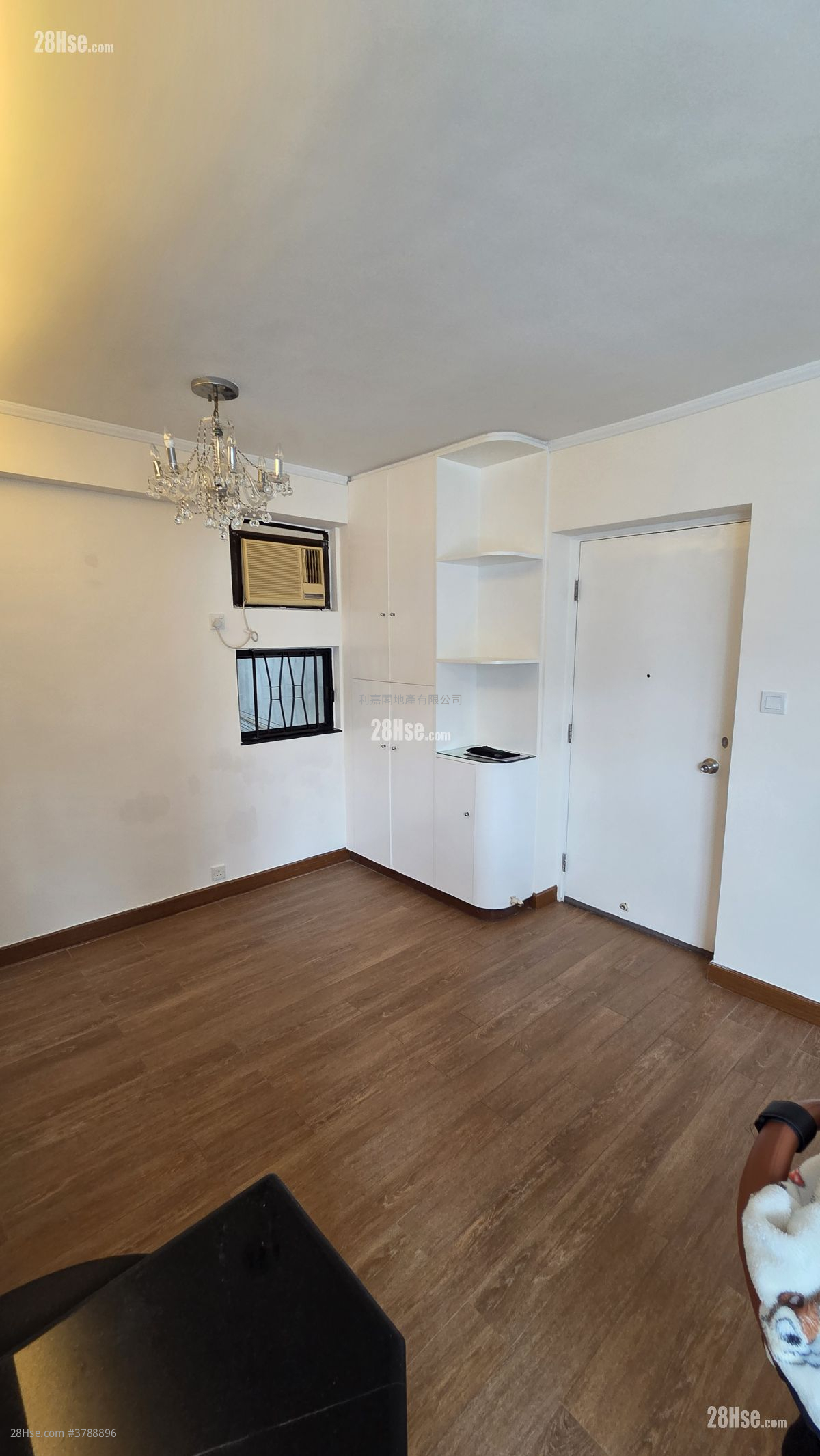 康怡花园 售盘 2 房 , 1 浴室 461 平方尺