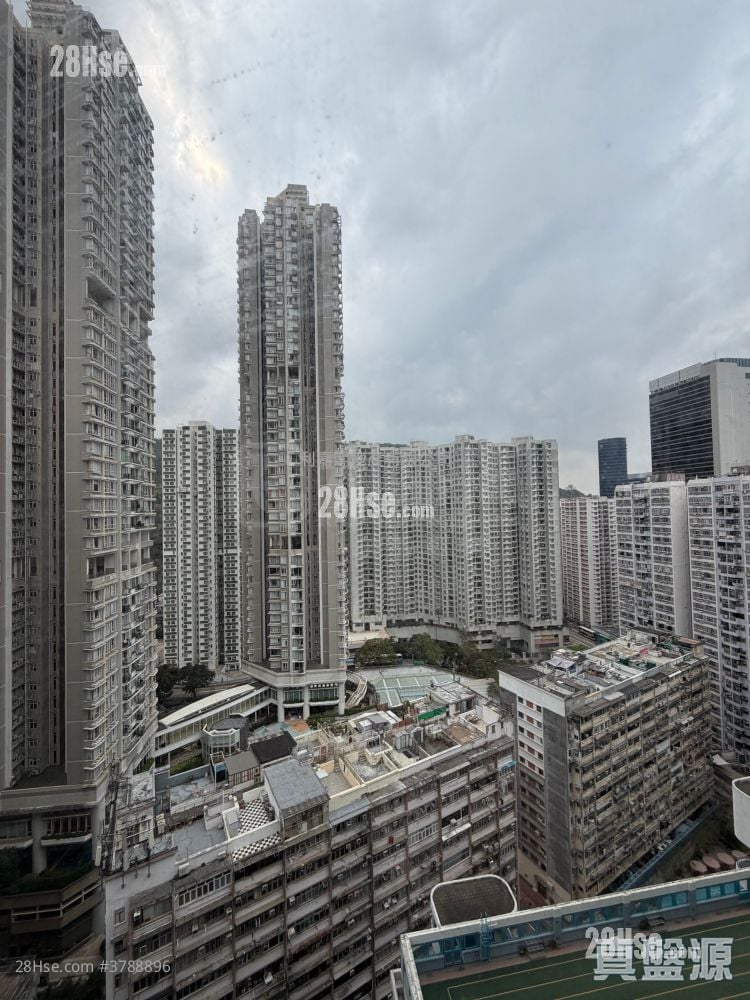 康怡花园 售盘 2 房 , 1 浴室 461 平方尺