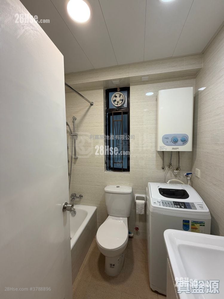 康怡花园 售盘 2 房 , 1 浴室 461 平方尺