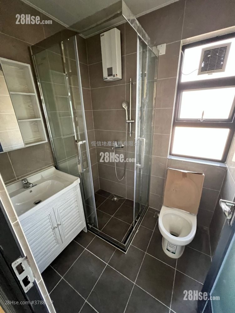 村屋 租盘 1 房 , 1 浴室 350 平方尺