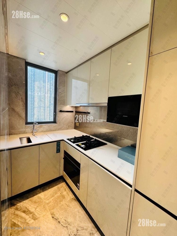 Seasons Place 售盘 3 房 665 平方尺