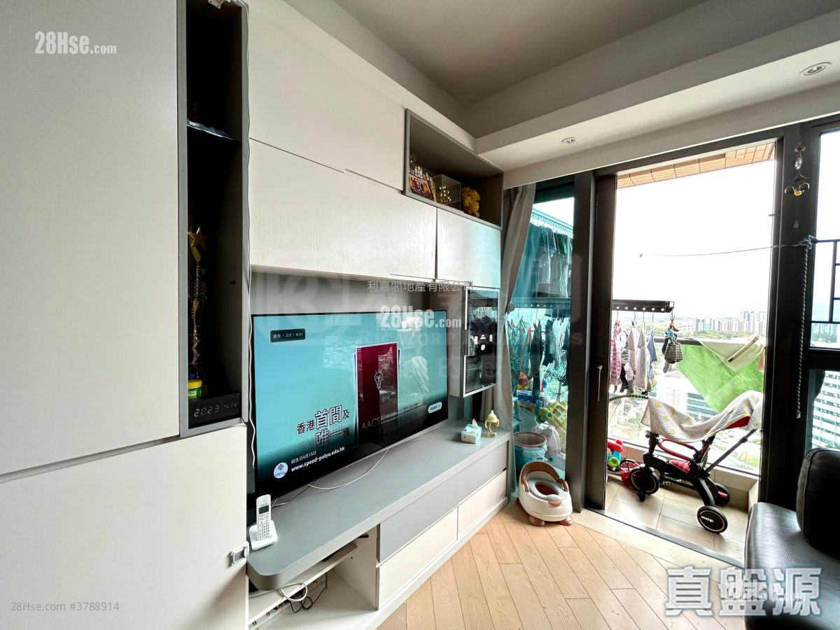 Grand YOHO 售盘 4 房 , 3 浴室 907 平方尺