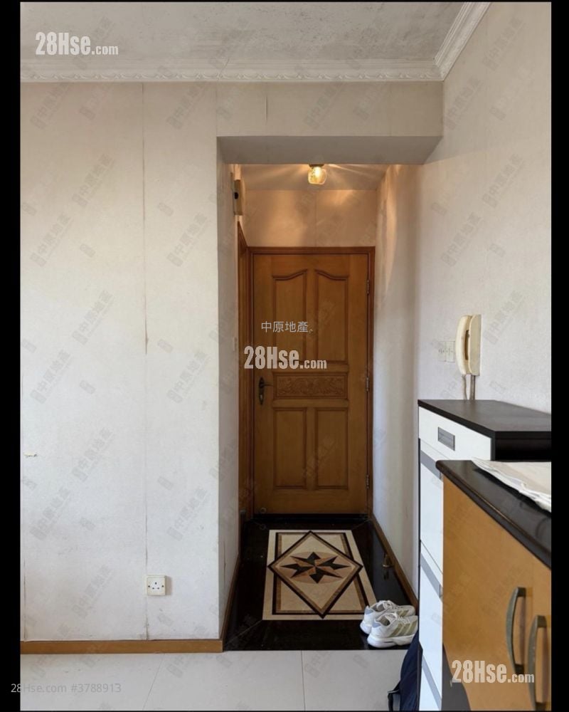 Ning Fung Court Sell 2 Bedrooms , 1 Bathroom 506 ft²