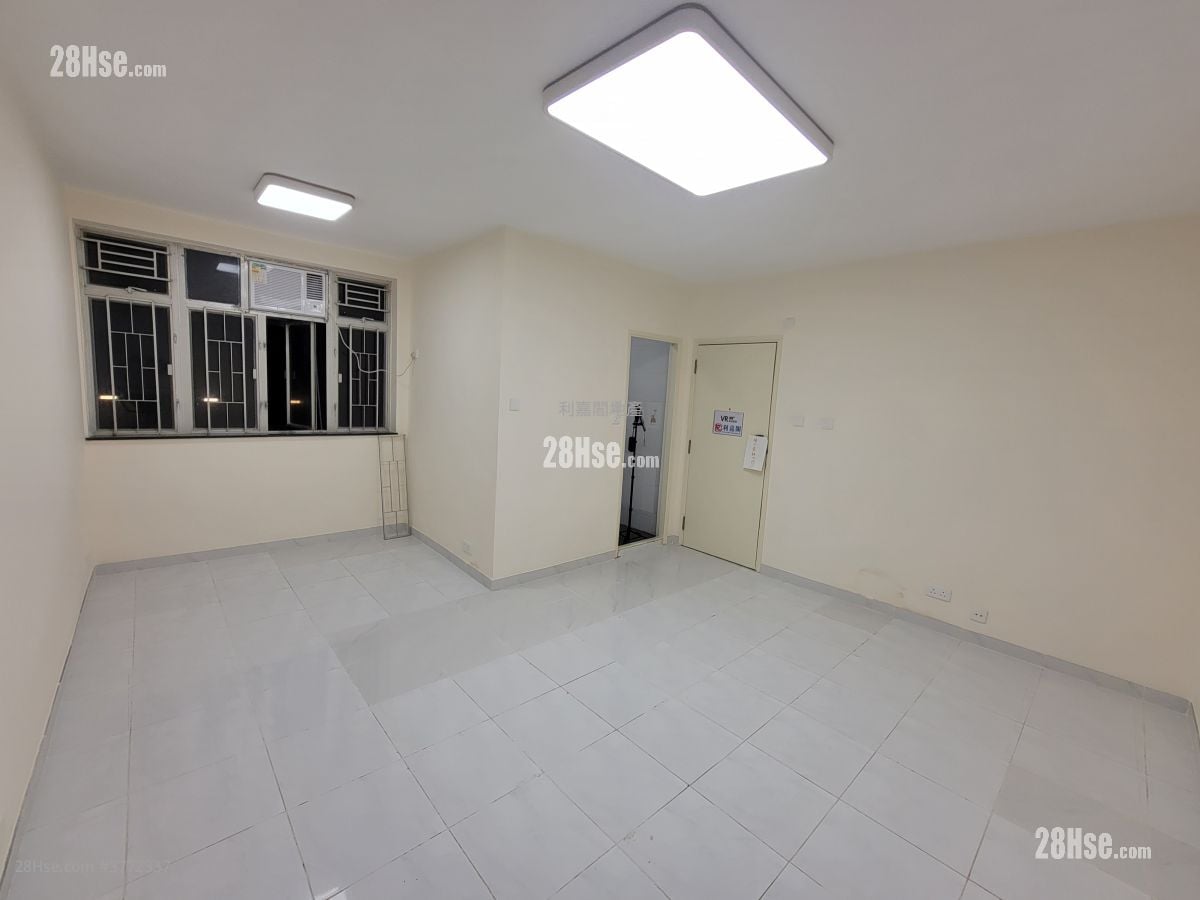 德福花园 售盘 1 房 474 平方尺