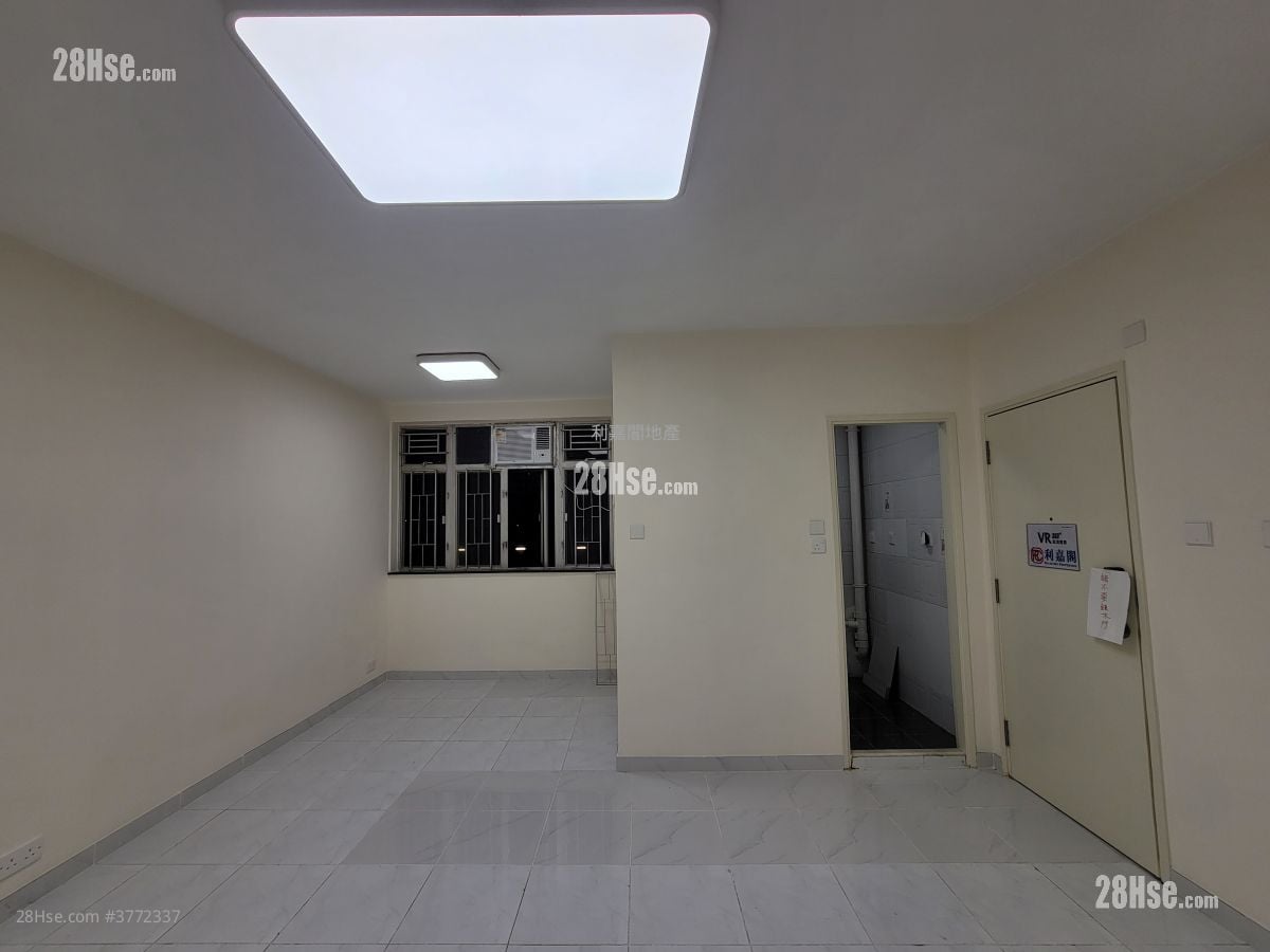 德福花园 售盘 1 房 474 平方尺