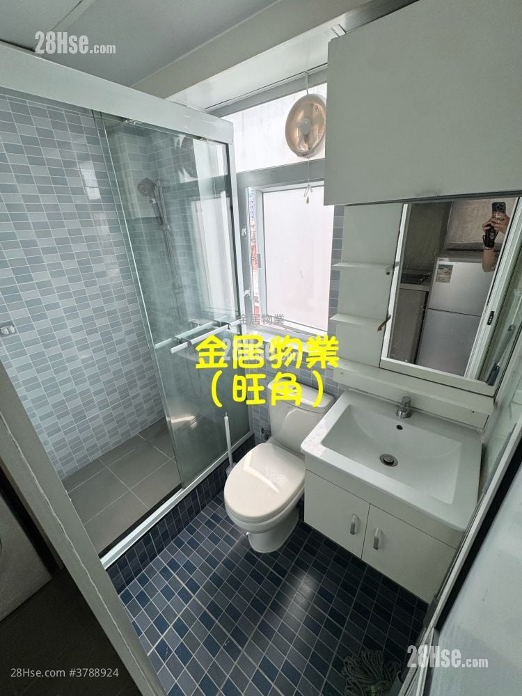 Pat Chun Mansion Sell 2 Bedrooms , 1 Bathroom 246 ft²