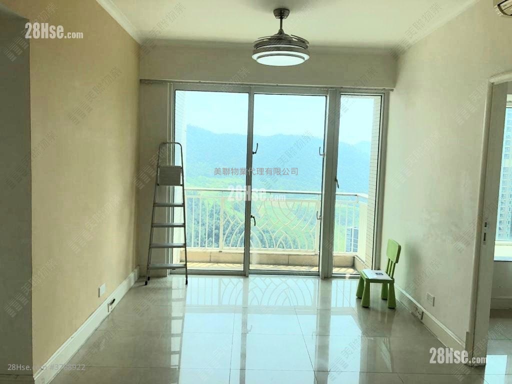 The Capitol Sell 3 Bedrooms , 2 Bathrooms 704 ft²