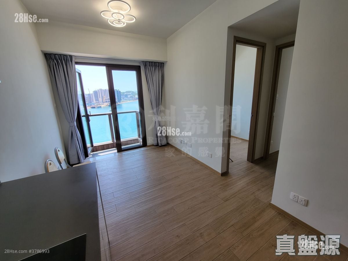 Lp6 Sell 2 Bedrooms , 1 Bathroom 425 ft²