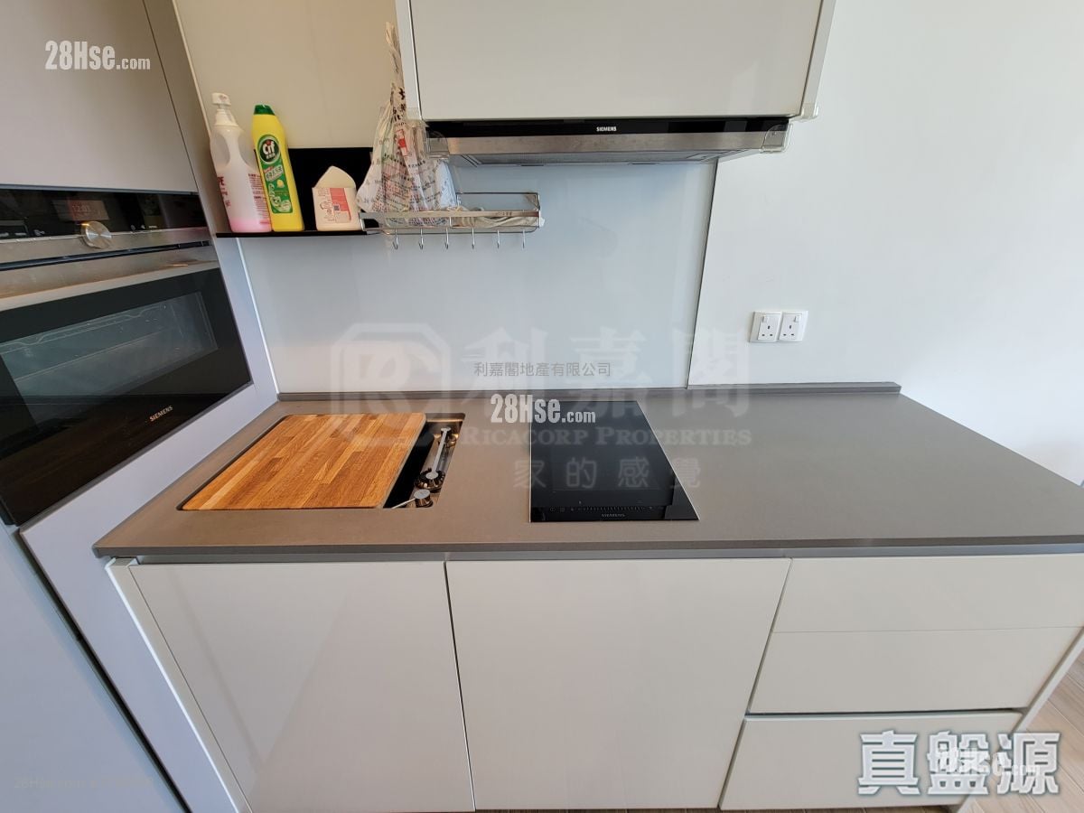 Lp6 Sell 2 Bedrooms , 1 Bathroom 425 ft²