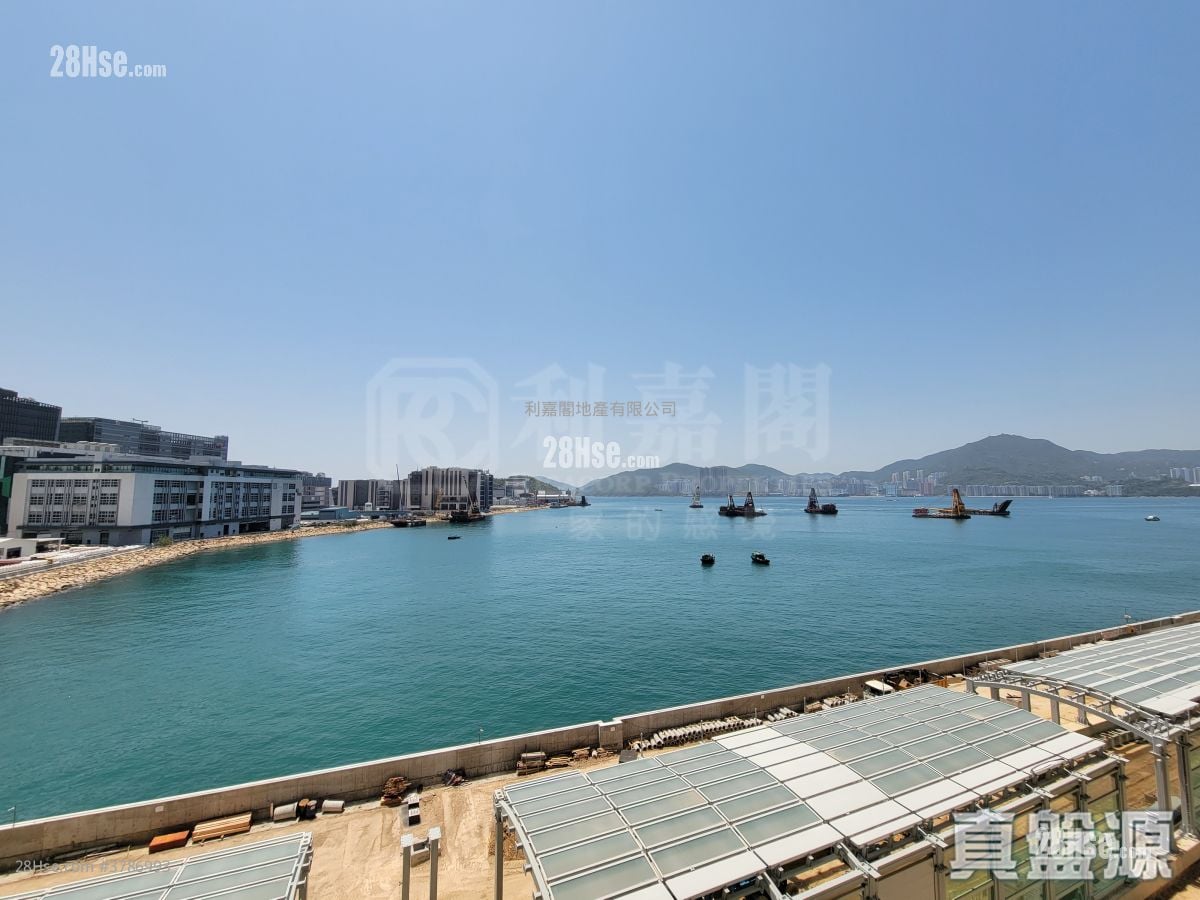 Lp6 Sell 2 Bedrooms , 1 Bathroom 425 ft²