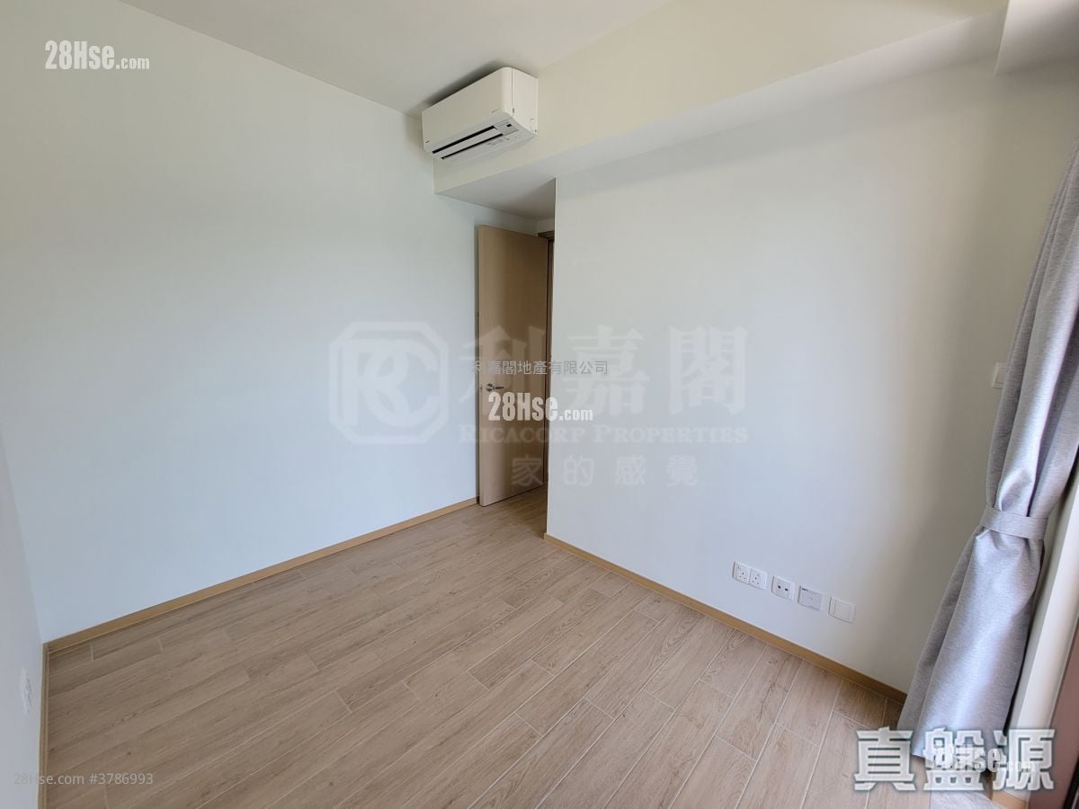 Lp6 Sell 2 Bedrooms , 1 Bathroom 425 ft²