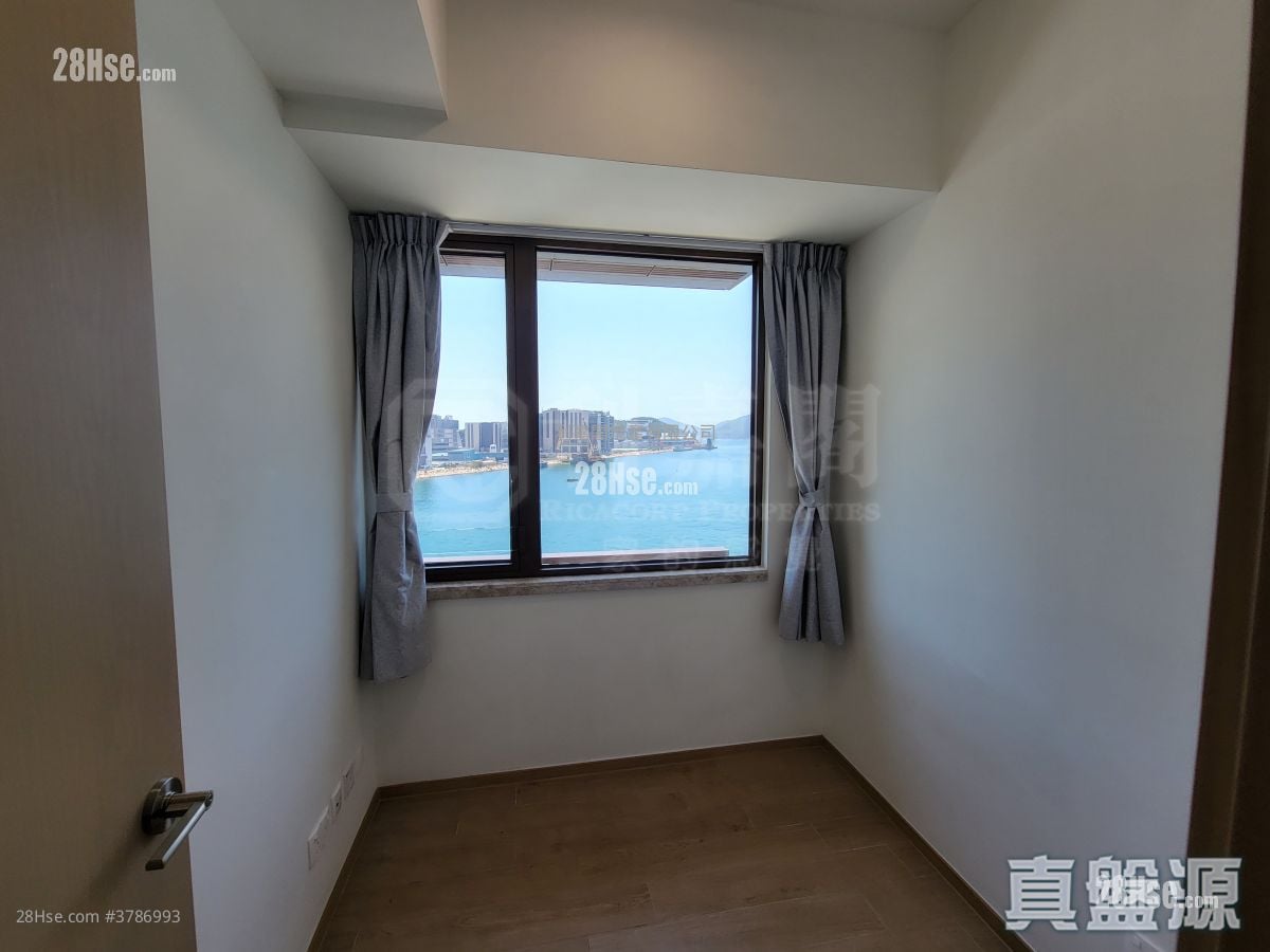 Lp6 Sell 2 Bedrooms , 1 Bathroom 425 ft²