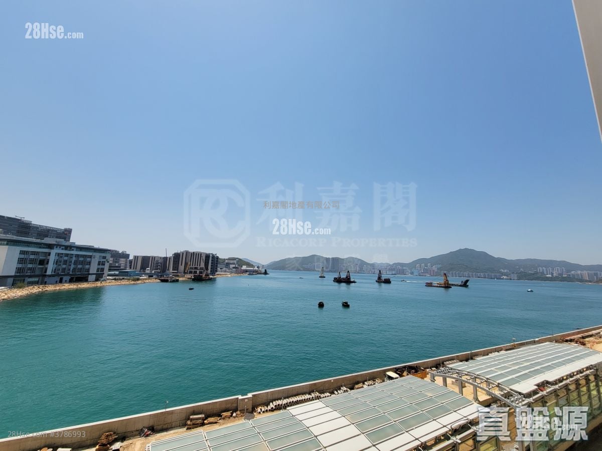 Lp6 Sell 2 Bedrooms , 1 Bathroom 425 ft²