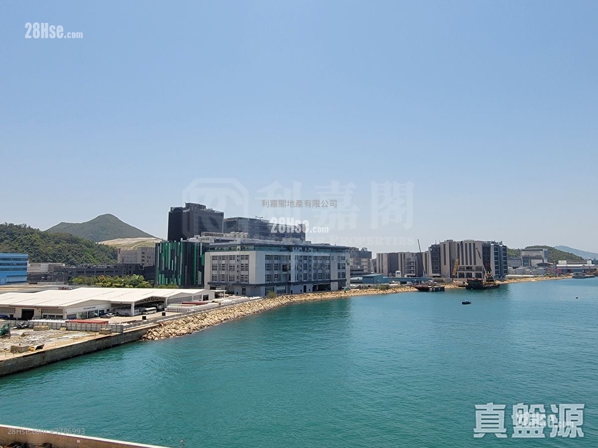 Lp6 Sell 2 Bedrooms , 1 Bathroom 425 ft²