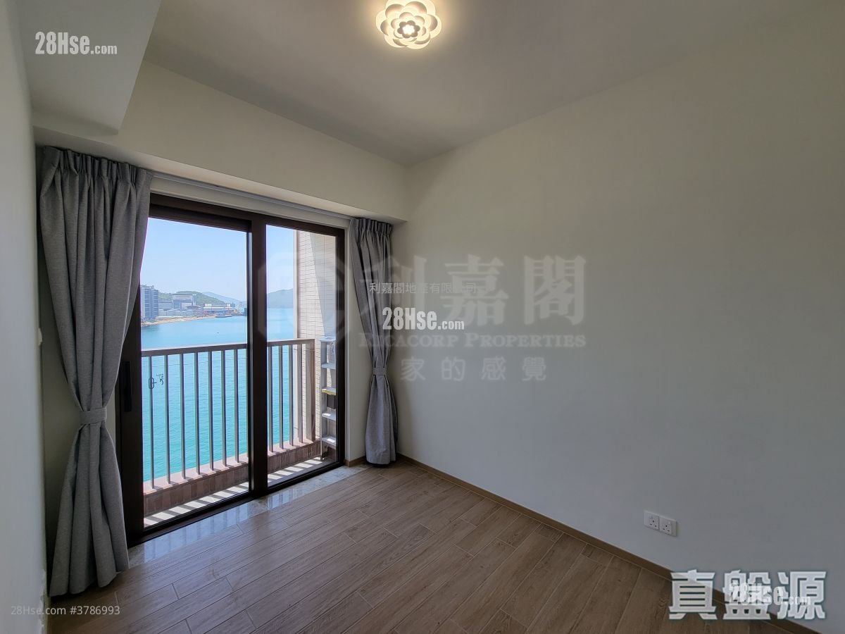 Lp6 Sell 2 Bedrooms , 1 Bathroom 425 ft²