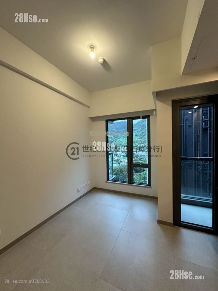 Silicon Hill Sell 217 ft²