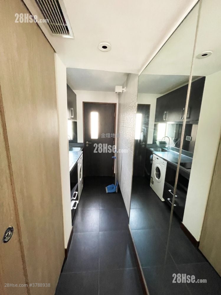 V Happy Valley Rental 1 Bedroom , 1 Bathroom 333 ft²