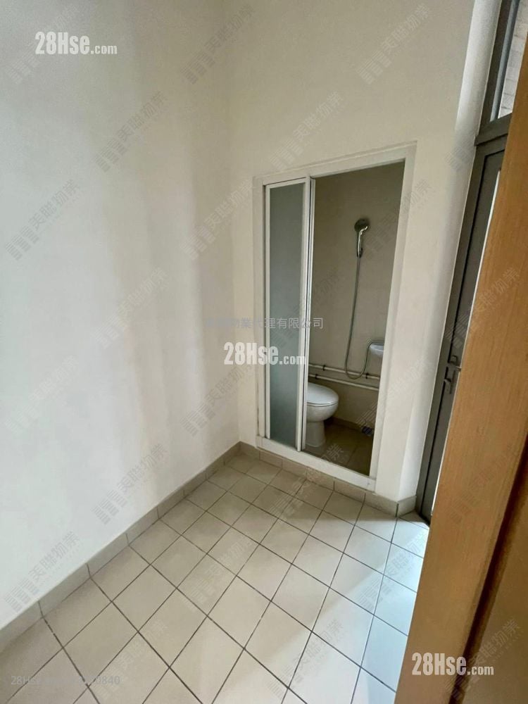 The Wings Sell 3 Bedrooms , 4 Bathrooms 872 ft²