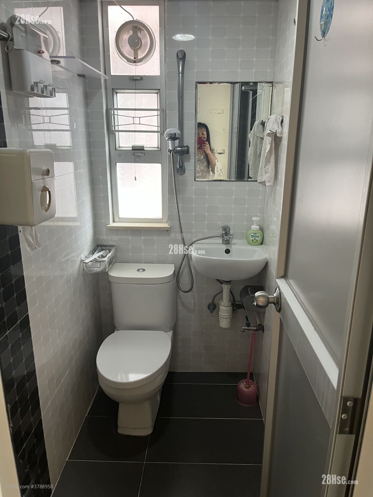 Shung Yan House Rental 2 Bedrooms , 1 Bathroom 347 ft²