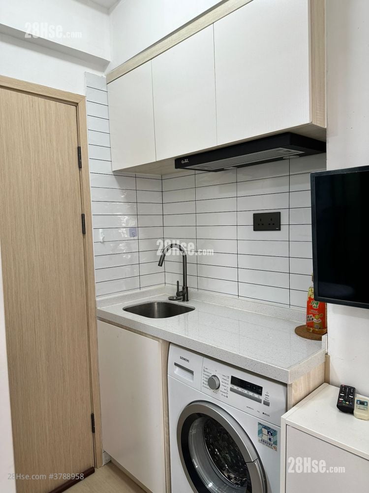 Great George Building Rental Studio , 1 Bathroom 180 ft²