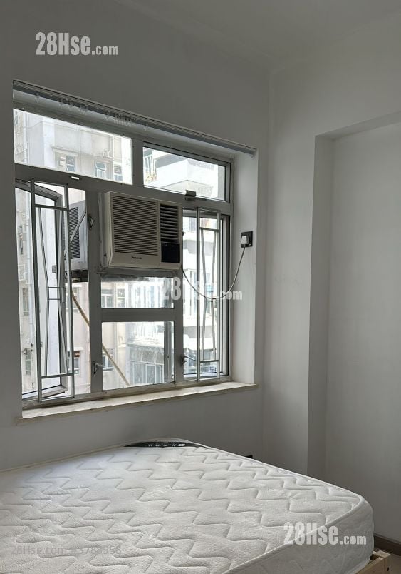 Great George Building Rental Studio , 1 Bathroom 180 ft²