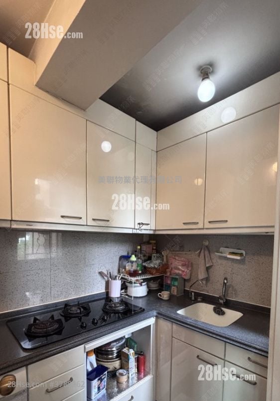 Galaxia Sell 3 Bedrooms , 1 Bathroom 517 ft²