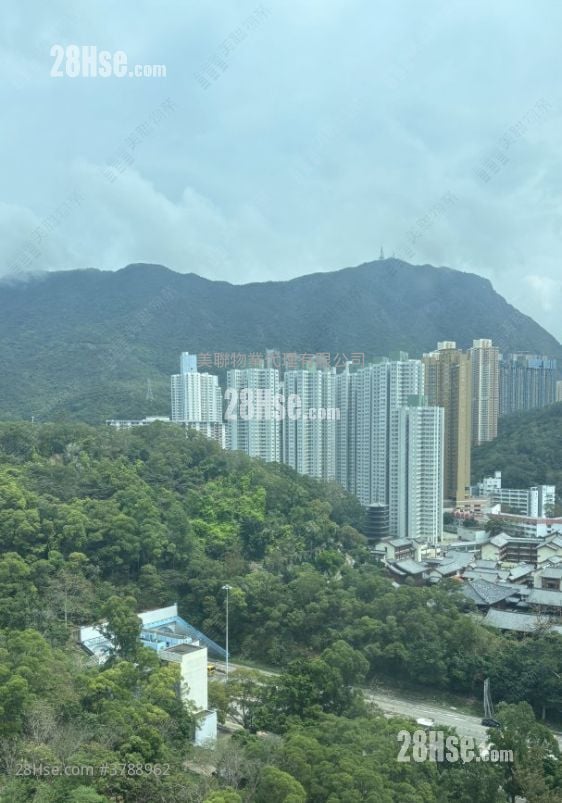 Galaxia Sell 3 Bedrooms , 1 Bathroom 517 ft²