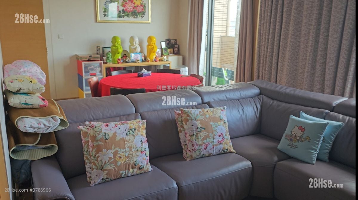 Yoho Midtown Sell 4 Bedrooms , 2 Bathrooms 1,197 ft²