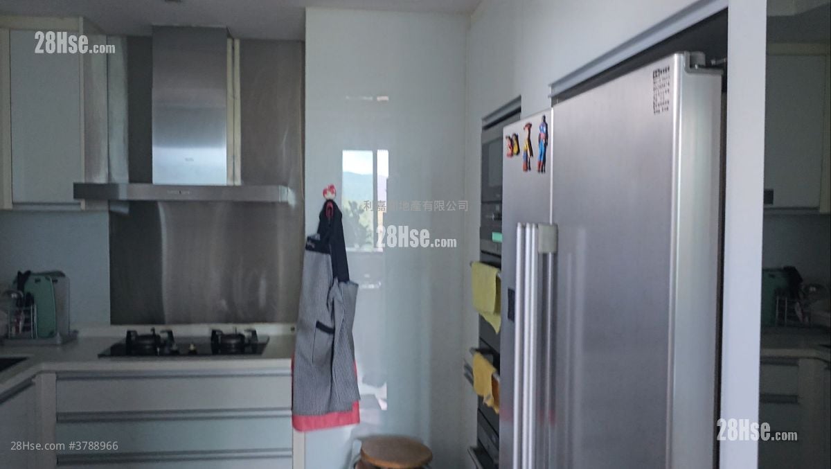 Yoho Midtown Sell 4 Bedrooms , 2 Bathrooms 1,197 ft²