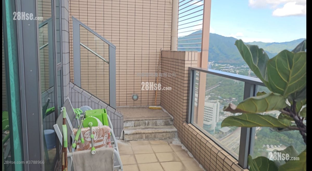 Yoho Midtown Sell 4 Bedrooms , 2 Bathrooms 1,197 ft²