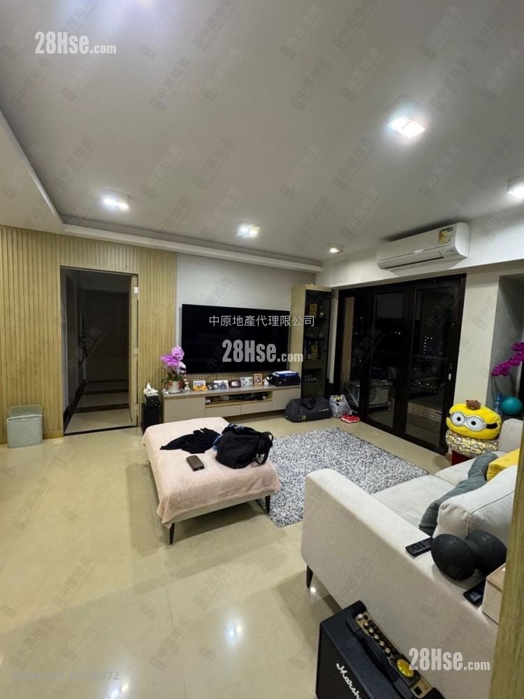 Shatin 33 Sell 3 Bedrooms , 3 Bathrooms 1,296 ft²