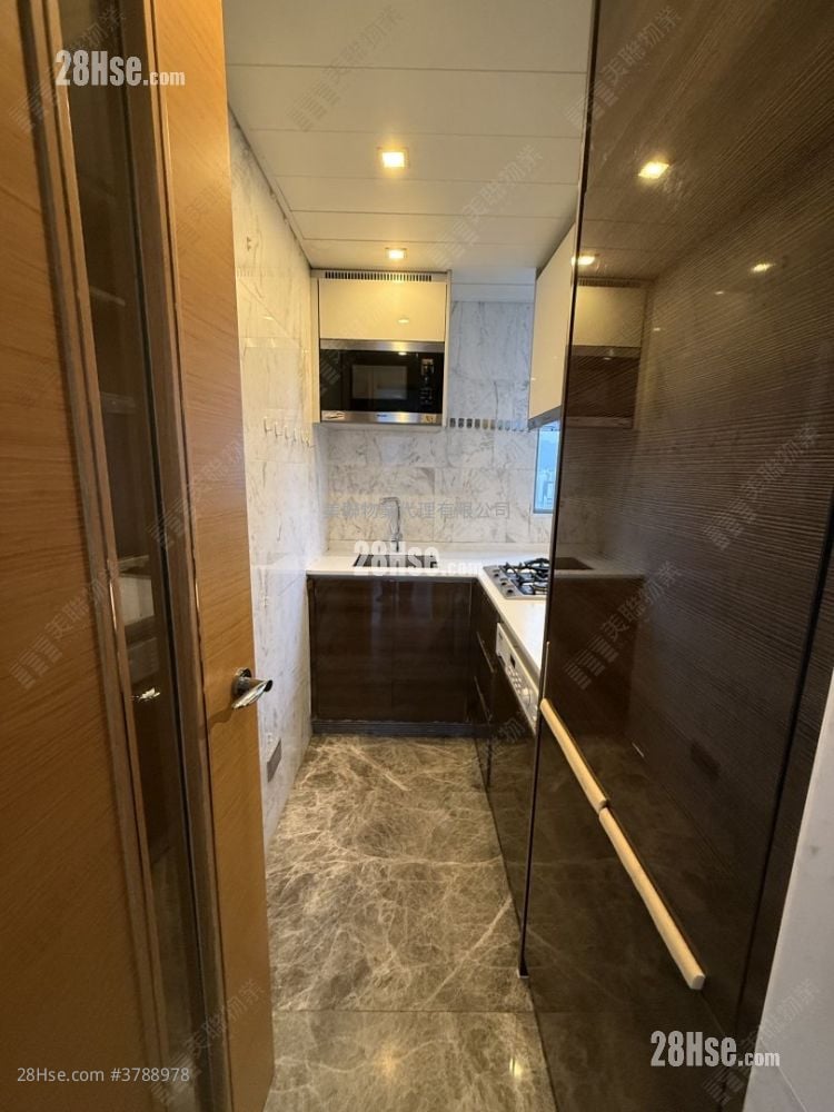 奥城西岸 租盘 3 房 , 2 浴室 609 平方尺